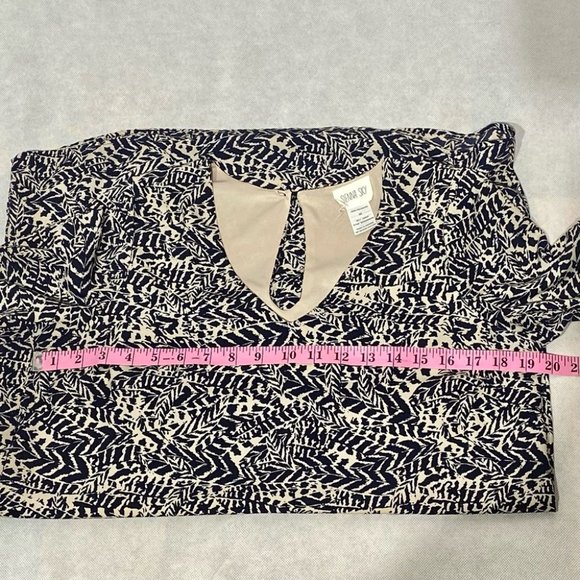 Sienna Sky Leaf print Shift Dress 3/4 Sleeves - Picture 10 of 12